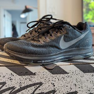 Nike Zoom All Out Breathable Running Sneakers | Size 8 | Black